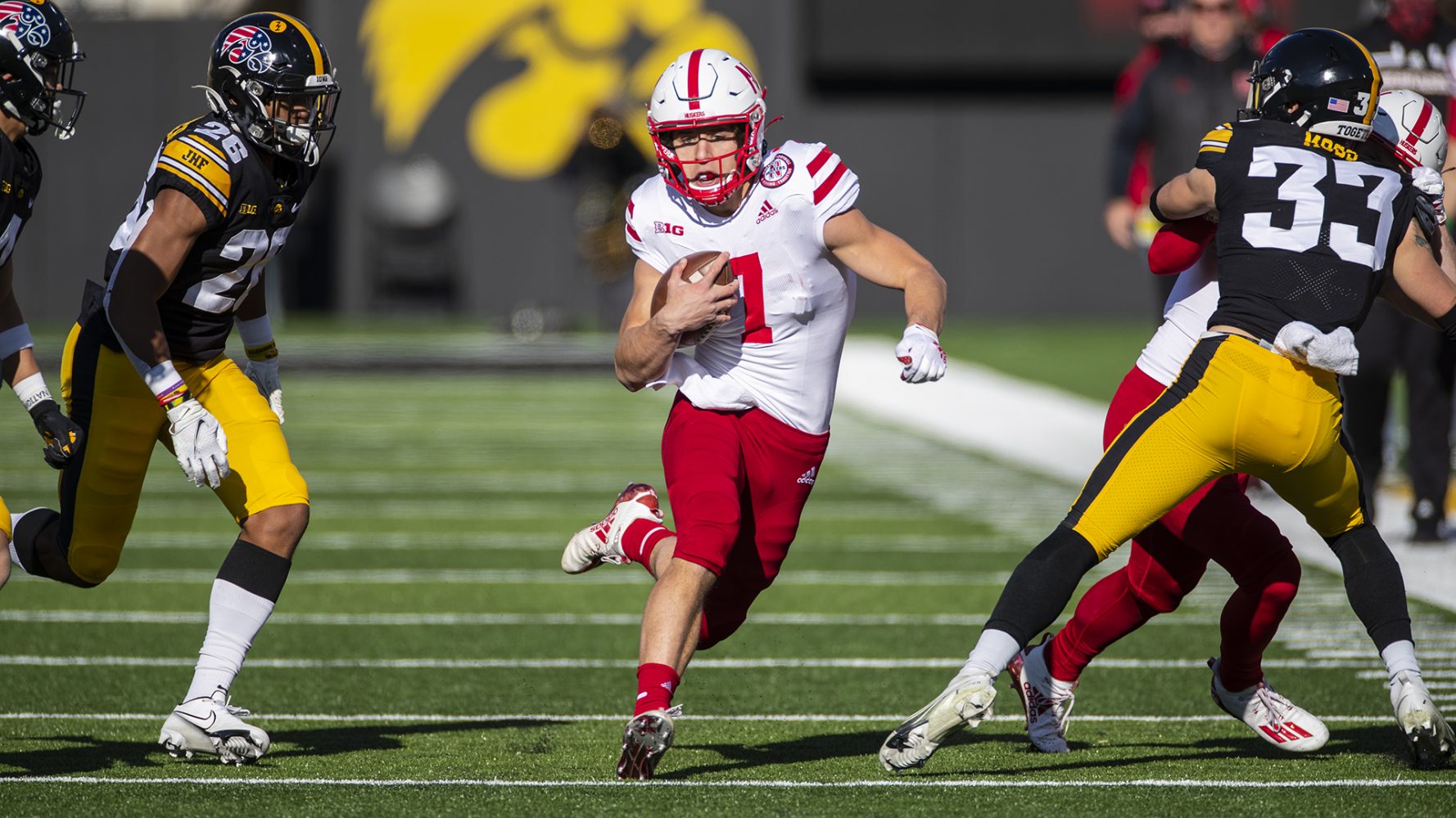 Luke McCaffrey, Nebraska, Quarterback